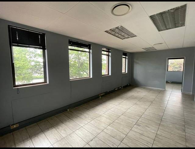 BUSINESS PROPERTY TO RENT IN LYTTELTON